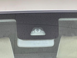 【スマートアシスト】走行中に前方の車両等を認識し、衝突しそうな時は警報とブレーキで衝突回避と被害軽減をアシスト。より安全にドライブをお楽しみいただけます。
