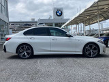 ★BMWエマージェンシーサービス:24時間、様々なトラブルの応急処置のアドバイス、出張修理やレッカー手配、お客様の交通手段やホテルの確保、そして場合によっては、その費用までをも負担するというサービスで