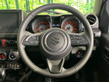 【純正革巻きステアリング】上質な革を使用することで、手にしっかり馴染みとても運転しやすいハンドルです♪