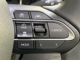 【レーダークルーズコントロール】高速道路での長距離走行が楽に!!自動で速度を保つクルーズコントロールが、衝突軽減システムと連携し、前方の車両を感知して車間を保つように速度調節してくれます!!