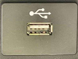 前席USB電源です。