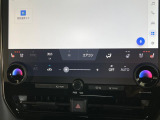 【シートヒーター&ベンチレーション】夏場は涼しい風でお尻や背中の熱やムレを防ぎ、冬はエアコンよりも早く温まってポカポカに!季節を問わず快適に過ごせます。