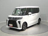 【外観】どの角度から見てもスタイリッシュな佇まい。先進の安全機能やLEDライトなど、欲しい基本機能がしっかり揃った展示車です。これからの暮らしに利便性を届けます。