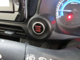 オートエアコンでお好みの温度になり、運転に集中できます。