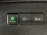 ★ECONスイッチ★ エコドライブを加速しよう!スイッチをONにすると、運転の仕方によるロスを抑え込み燃費をよくするようクルマが頑張ります(*^ー^*)燃費向上にチャレンジ♪
