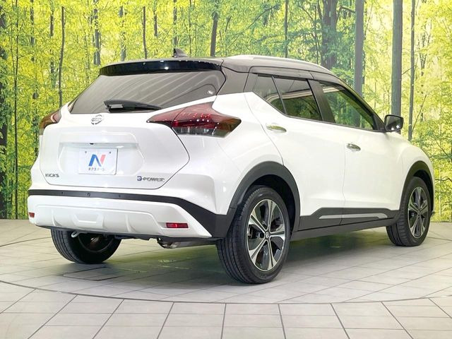 日産 キックス 1.2 X (e-POWER) の中古車詳細 (38,790km, ブリリアント