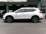 エクストレイル 2.0 20Xi 2列車