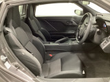 横Gによる運転姿勢のズレを抑えた、高いサポート性とフィット感を実現した、S660専用シートです。