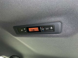 後席用にもエアコンの吹き出し口があり快適です。どの席に座っても快適なドライブが楽しめます♪