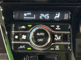 車内空調は&rdquo;AUTOエアコン&rdquo;にお任せ。運転に集中出来ますよ!