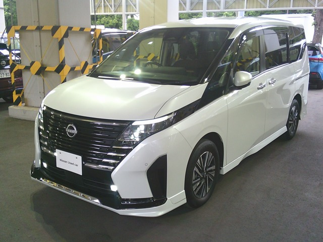 日産 セレナ 