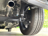 お車を安心してお乗りいただく為には、足回りの定期点検が欠かせません。サービスサポート(有償保証)では無料点検もご提供しており、安心のカーライフをお過ごしいただけるサポート体制が整っています。