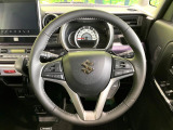 【純正革巻きステアリング】上質な革を使用することで、手にしっかり馴染みとても運転しやすいハンドルです♪