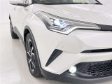 フォグランプ装着車です。暗い夜道の車両前方を明るく照らします