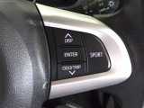 ステアリングスイッチ付!運転中も目線を動かす事無く音量等の操作可能!