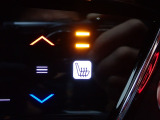 運転席/助手席にシートヒーター付いてます。あったかホカホカシートヒーター で快適です。