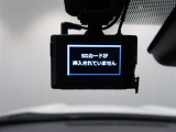 万が一のトラブルのときにも役に立つドライブレコーダーを装備しています。
