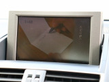 お車選びをお楽しみ頂けるよう、在庫車の展示スペースを十分に確保しております。
