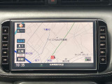 日産純正9インチメモリーナビ(MM323D-L)装備、NissanConnectサービス対応、オペレーター通話や音声対話検索、スマホアプリと連動などに対応した高機能ナビ。