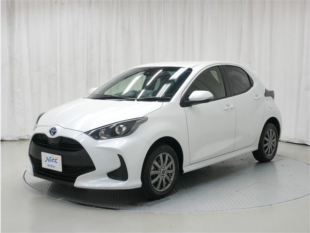 ヤリス 1.5 ハイブリッド X E-Four 4WD 