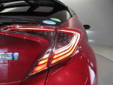 LEDテールライトです。省電力、高輝度のLEDは明るく照らすので夜間運転時の視認性を高めます。スタイリッシュな見た目で細かいところもこだわりたいあなたに!