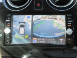 【全周囲カメラ】上が丸見え!! 駐車時に周りの様子が見えます。駐車時も安心ですよ!!