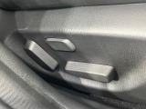 【パワーシート】スイッチ一つで簡単にシートの微調整が可能!電動だから力もいりません!快適なシートポジションにセットして、快適なドライブをお楽しみください。