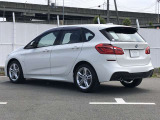 全国陸送可能です♪全国のお客様に特別な一台をお届けしております!ご来店が難しくとも安心してお車をお選びいただけますようスタッフ一同しっかりと対応させて頂きます。お気軽にお問い合わせ下さい