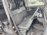 運転席シート廻りは使用感も少なく、良好な状態となっています。前オーナー様が丁寧に使っていたことがよくわかりますね。
