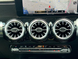 ◆LIBERALAは、輸入車選びの新たなスタイルを提案するインポート・セレクト・ブランドです。オーナー様となる方がクルマから直接感じる感性を第一にした、最良の一台との出会いをコーディネートいたします。