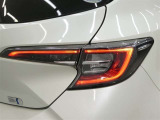 LEDテールライトです。省電力、高輝度のLEDは明るく照らすので夜間運転時の視認性を高めます。スタイリッシュな見た目で細かいところもこだわりたいあなたに!
