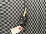 リモコン操作でドアのロック/解除ができます。