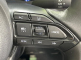 【レーダークルーズコントロール】高速道路での長距離走行が楽に!!自動で速度を保つクルーズコントロールが、衝突軽減システムと連携し、前方の車両を感知して車間を保つように速度調節してくれます!!
