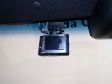 今や必需品となったドライブレコーダーも装着されています。運転中の記録を録画してくれます、万が一の時にドライブレコーダーがあれば安心です!