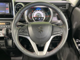 【純正革巻きステアリング】上質な革を使用することで、手にしっかり馴染みとても運転しやすいハンドルです♪