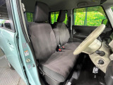 運転席シート廻りは使用感も少なく、良好な状態となっています。丁寧に使われていたことがよくわかりますね。