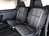 この車で色んな場所へドライブに出かけてみませんか。