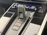 ご納車後は最寄りのポルシェセンターにてメンテナンス、保証をお受けいただけます。