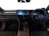 【メーター廻り】シンプルで飽きないデザイン、運転中も視界の邪魔にならない構造になっているので運転に支障もありません♪