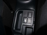 【アイドリングストップ】機能付き、ガソリン代の節約はになりますが、環境にも優しいお車です☆