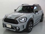 フロントフェイスはMINIアイコンとして永らく愛されるデザイン性の良さと、ブランドの魅力を感じる事ができます。
