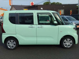 こちらのお車は店頭に展示してありますので、ぜひ実際にご覧ください。ご来店お待ちしております。