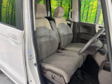 運転席シート廻りは使用感も少なく、良好な状態となっています。丁寧に使われていたことがよくわかりますね。
