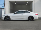 1年間または2年間・走行距離無制限の全国BMWディーラーで受けていただける保証が付帯しています!2年間保証の車両については、別途有償にて保証を最大2年間延ばせる『延長保証プログラム』もご利用可能です。