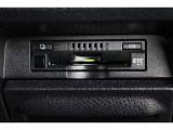 スッキリ装着されたビルトインタイプのETC!高速道路走行の料金所をノンストップで通過できます。※ ETCカードのお申し込みも当社にお任せ下さい!