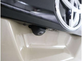 バックカメラが付いているので後方確認が非常にしやすいです。今や運転初心者も熟練者も必須装備!ついていて損はないですね♪