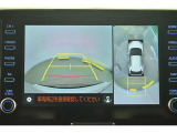 専用のカメラにより、上から見下ろしたような視点で360度クルマの周囲を確認することができます☆縦列駐車や幅寄せ時に活躍してくれます