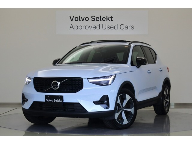 XC40 ウルトラ B4 AWD 4WD