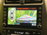 【パノラミックビューモニター】専用のカメラにより、上から見下ろしたような視点で360度クルマの周囲を確認することができます☆死角部分も確認しやすく、狭い場所での切り返しや駐車もスムーズに行えます。