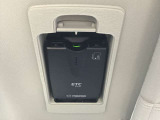 運転席のバイザー裏にはスマートインETC付きです♪